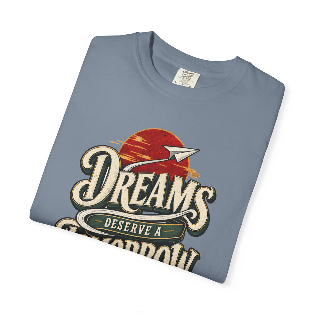 T-Shirt — "Dreams Deserve a Tomorrow: Free Palestine" Vintage Graphic Tee