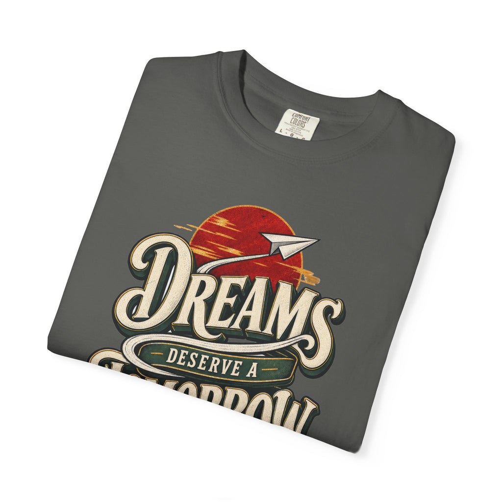 T-Shirt — "Dreams Deserve a Tomorrow: Free Palestine" Vintage Graphic Tee